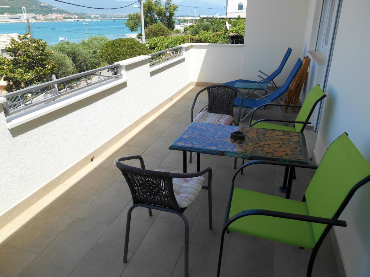 Apartments Bresan Trogir Exterior foto