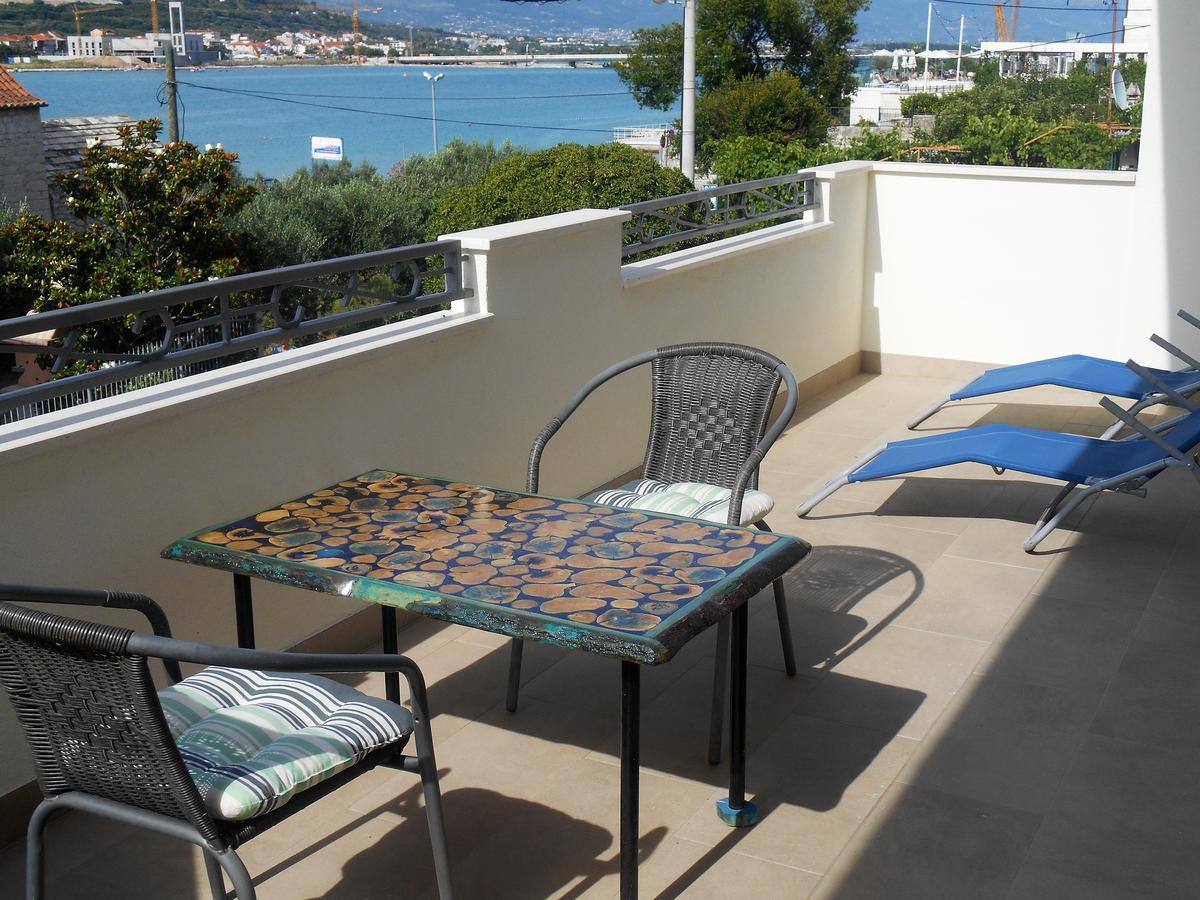 Apartments Bresan Trogir Exterior foto